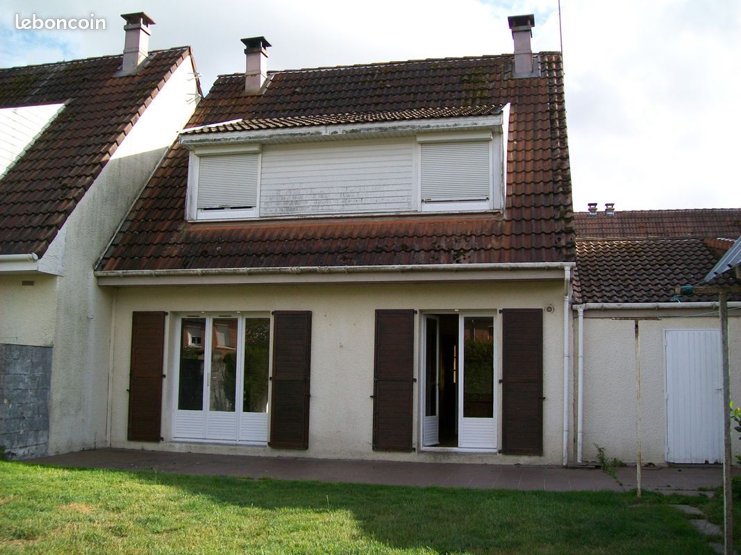 Maison 4 pièces 100 m² · à Hesdin-la-Forêt · 100 m² · 120 000 €
