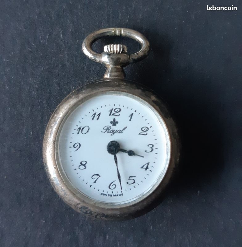 Montre à Gousset En Argent Pour Femme – Année 1900-1909 – Gravée Fleurs – Mécanique Manuelle – 3 Cm