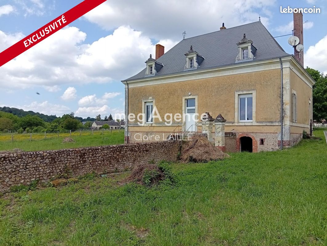 Maison 4 pièces 111 m² · à Loir en Vallée · 111 m² · 70 000 €