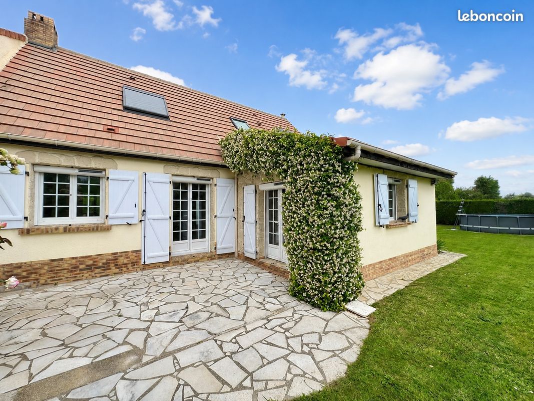 Maison 4 pièces 142 m² · à Houdan · 142 m² · 375 000 €