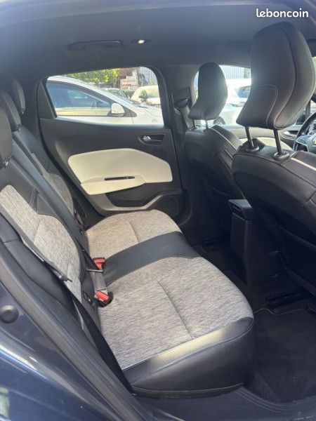 Renault CLIO V REVERSIBLE 1.6 E-TECH 140CH BUSINESS -21 (image 7)