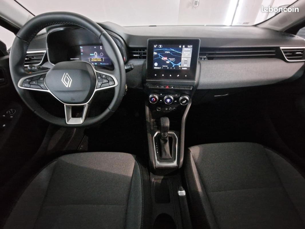 Renault Clio V E-Tech full hybrid 145 ch GSR2 Evolution (image 12)
