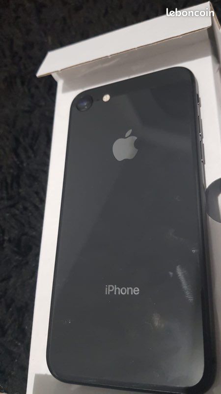 IPhone 8 gris sidéral avec facture (image 3)