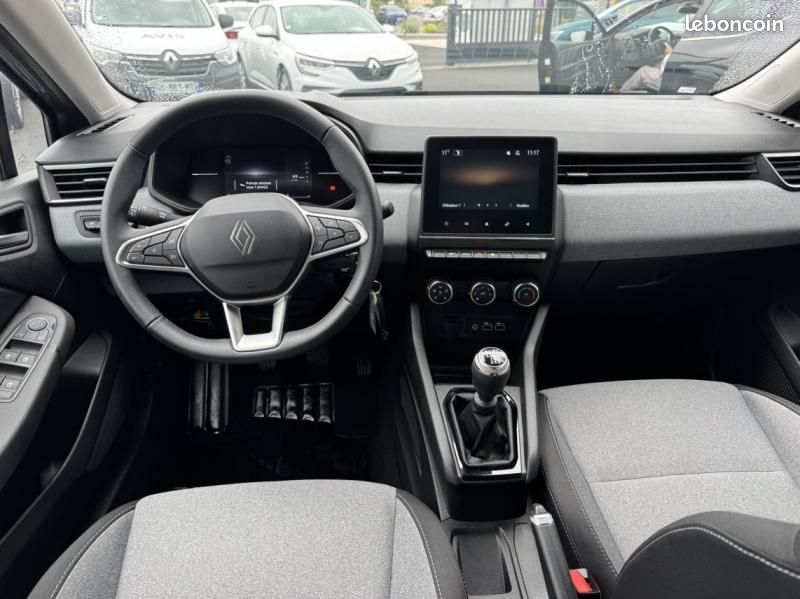 Renault Clio 1.5 Blue dCi 100ch Evolution (image 8)