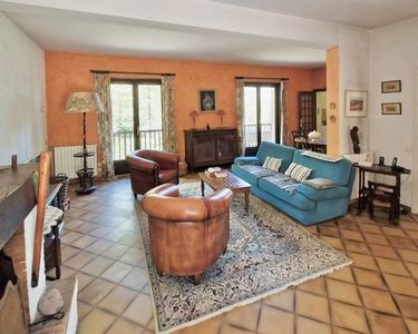 Maison 649 000 € - 157 m²