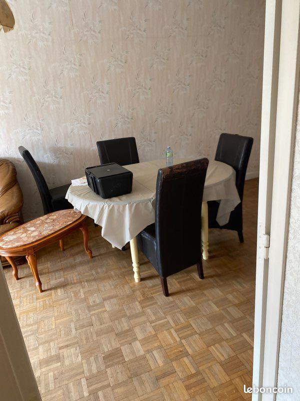 Maison 4 pièces 100 m² · à Bourges · 100 m² · 900 €/mois