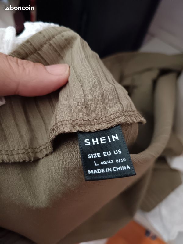 Veste kaki avec dentelle (image 4)