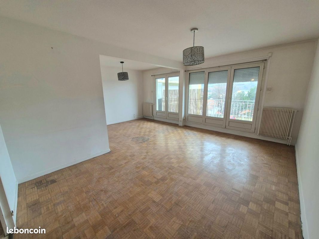 Appartement 4 pièces 85 m² · à La Ricamarie · 85 m² · 69 900 €