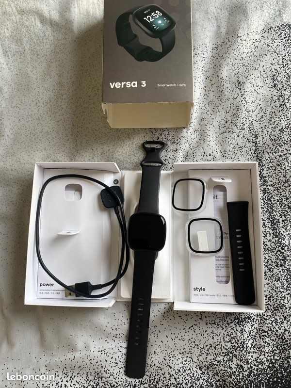 Fit bit versa 3 (image 2)