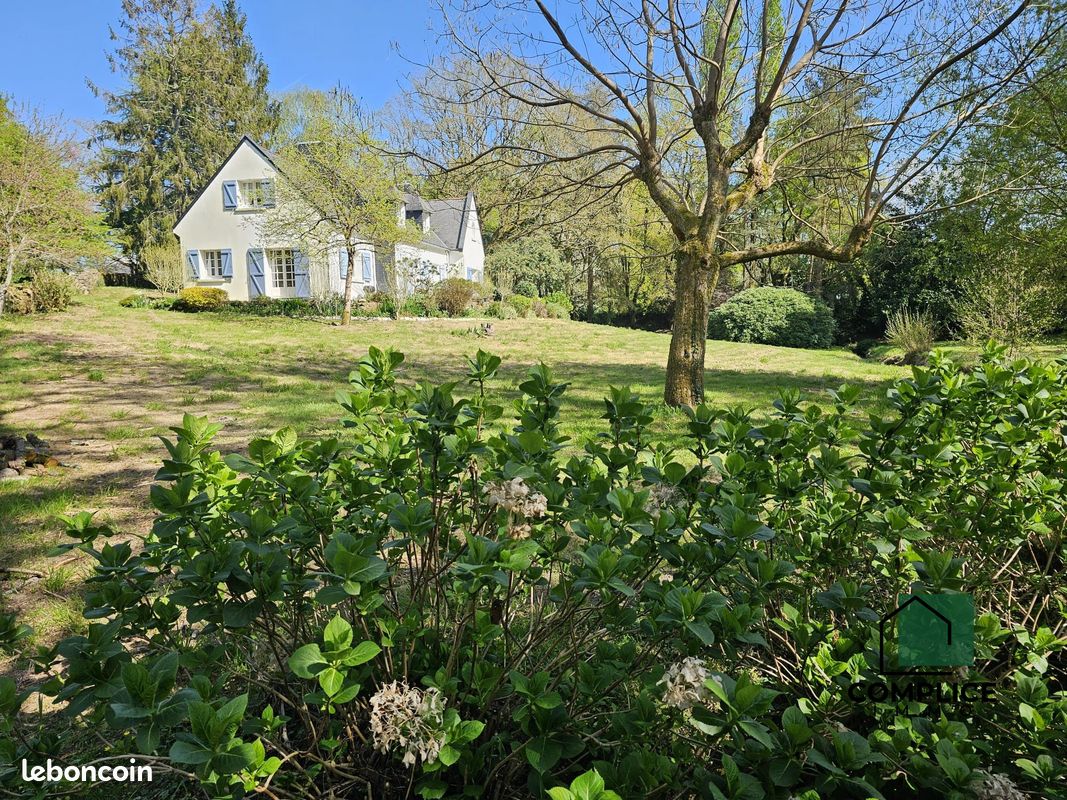 Maison 6 pièces 160 m² · à Vigneux-de-Bretagne · 160 m² · 424 350 €