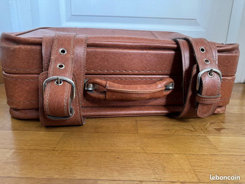 Ancienne Valise En Cuir Marron – Vintage 1920, Fabrication Anglaise, Ferrures Laiton