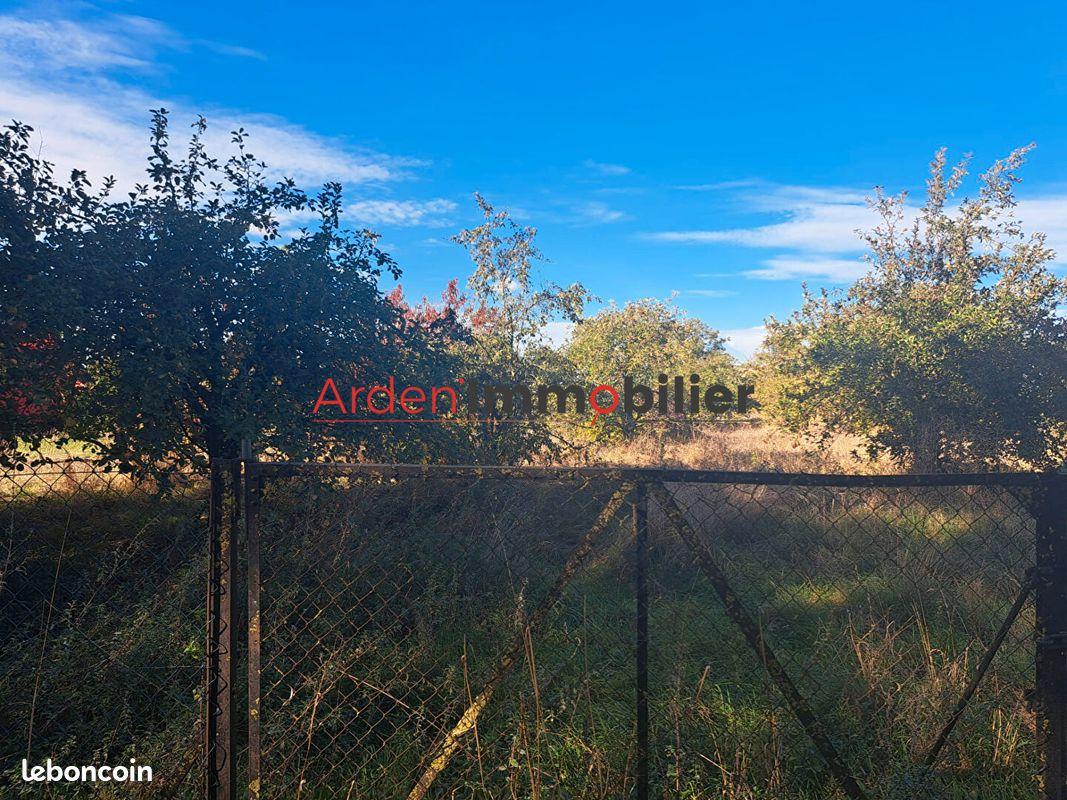Terrain 2040 m² · à Juniville · 2 040 m² · 49 500 €
