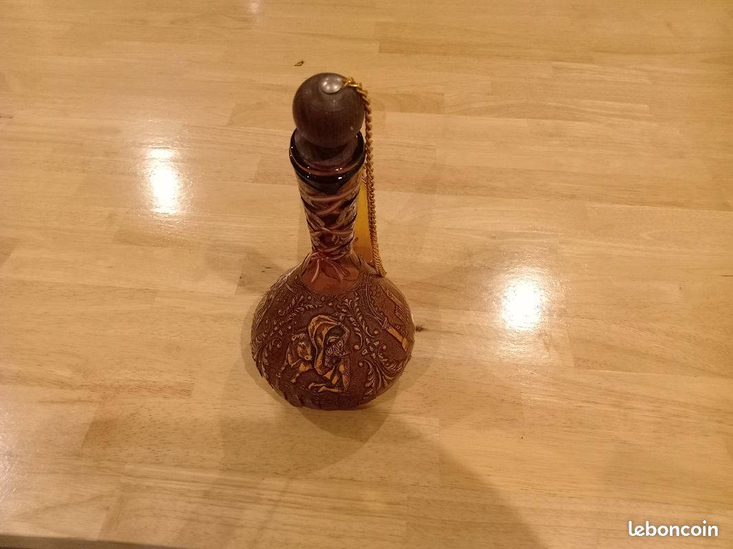 Porrón Espagnol - Carafe à Vin Traditionnelle En Verre Recyclé - Pour Boire à La Volée Entre Amis - Barnabong