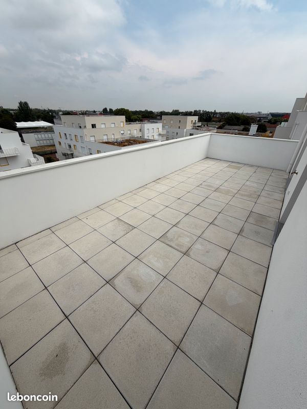 Appartement 5 pièces 107 m² · à La Courneuve · 107 m² · 1 530 €