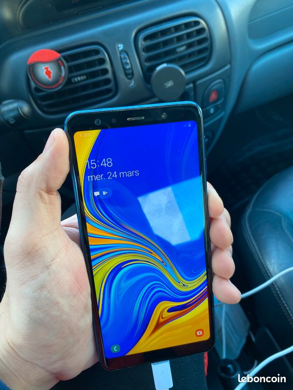Samsung A7 (image 3)