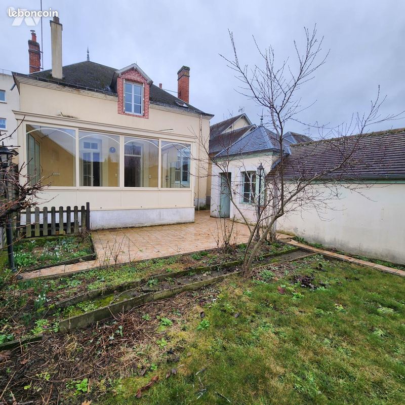 Maison 4 pièces 104 m² · à La Ferté-Bernard · 104 m² · 166 400 €