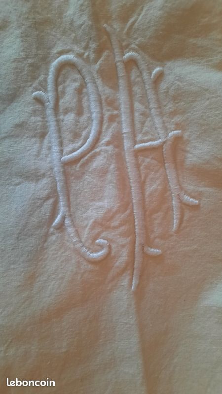 Drap monogramme (image 2)