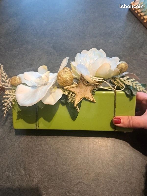 Composition fleurs artificielles (image 1)