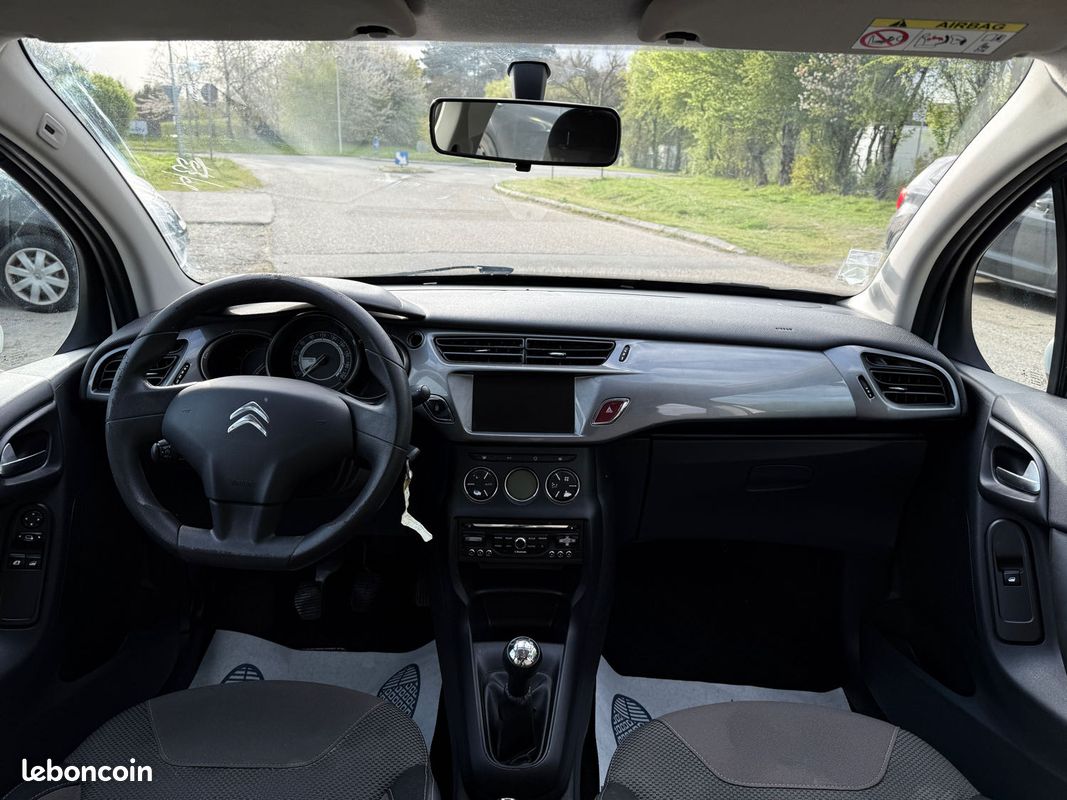 Citroën C3 1.4 HDi 70ch Attraction Pack - GPS - Bluetooth - Révisée & Garantie 6 mois (image 14)
