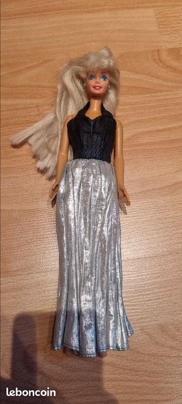 Barbie (image 1)