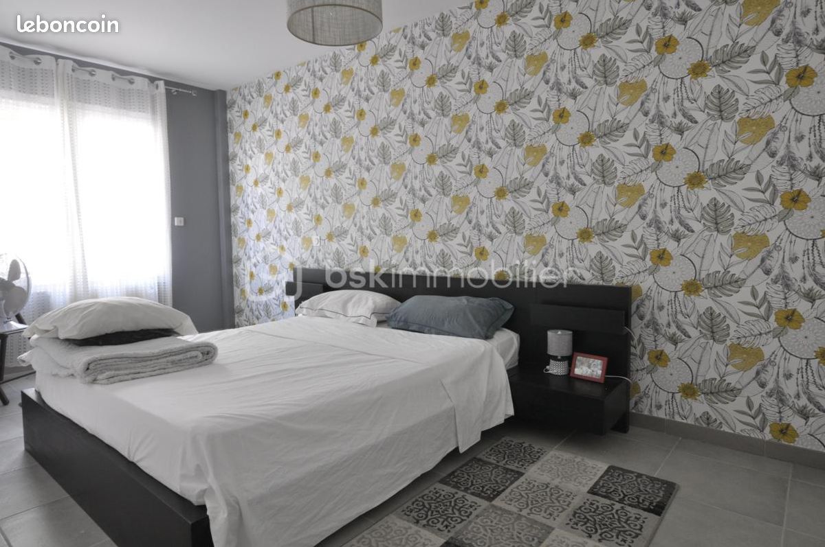 Appartement 3 pièces 84 m² · à Nîmes · 84 m² · 180 000 €