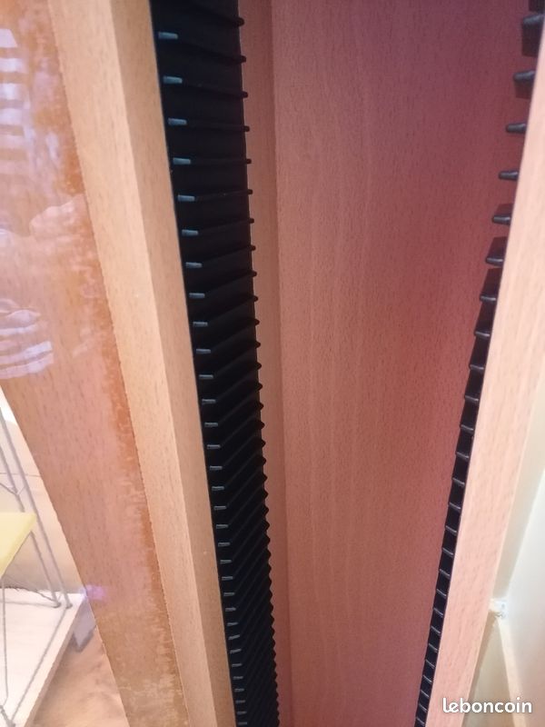 Étagère à CD (image 3)