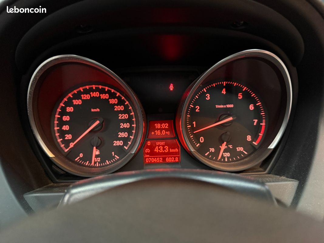 BMW Z4 ROADSTER E89 sDrive23i 204ch Sport Design *Suivi entretien à jour (image 19)