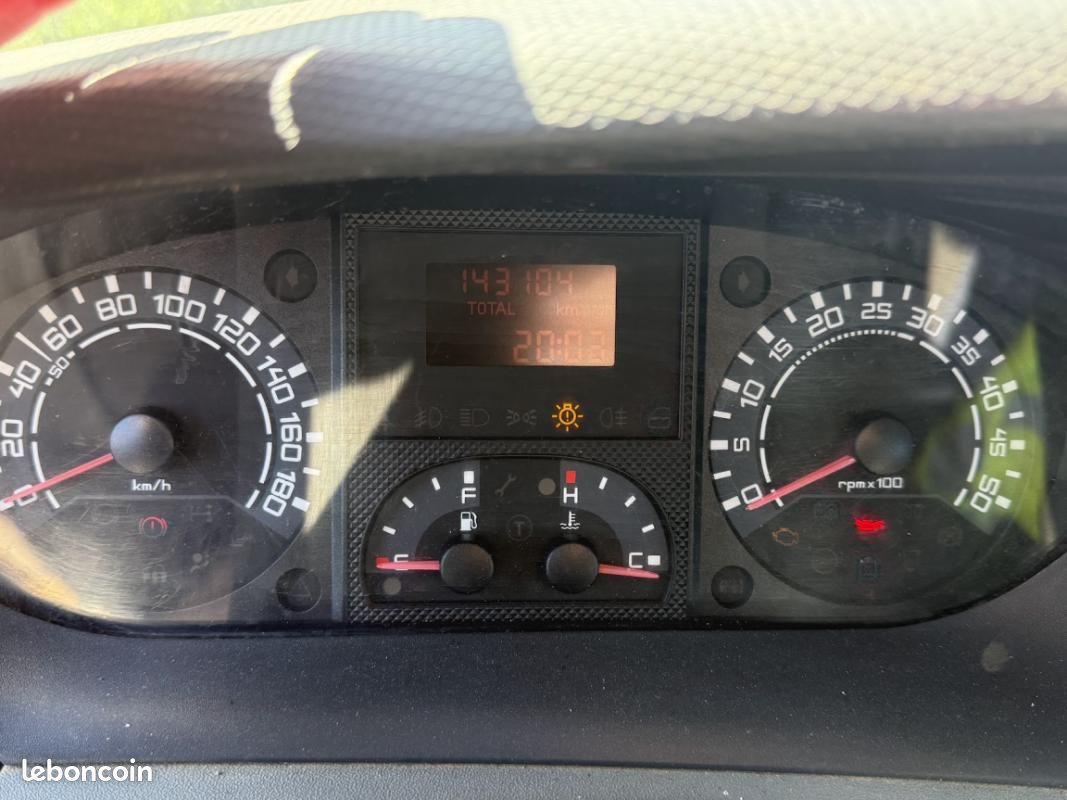 Iveco Daily CHASSIS 35C 12 EMP Roues Jumelés - MOTEUR HS (image 6)