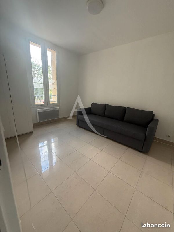 Appartement 1 pièce 22 m² · à Aubervilliers · 22 m² · 750 €
