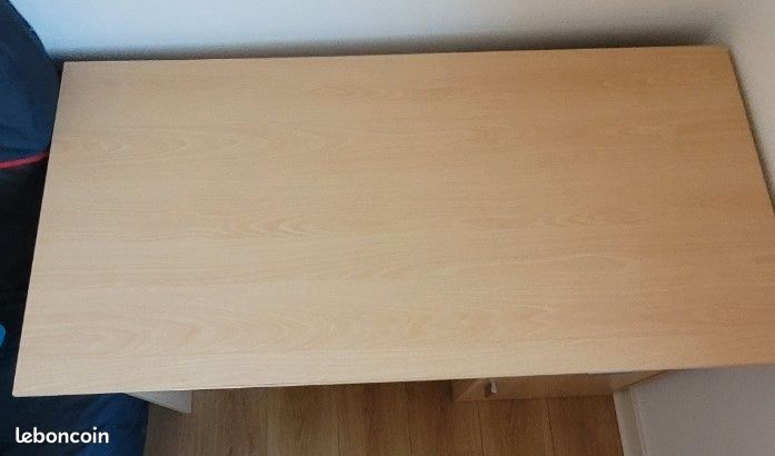Bureau (image 4)