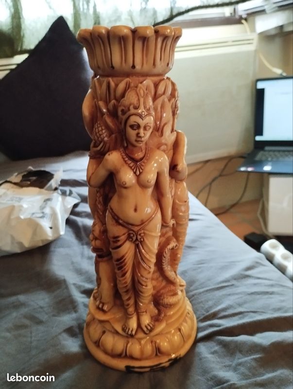 Bougeoir Déco Femme - Seins Nus En Résine Imitation Ivoire - Bougie Soliflore