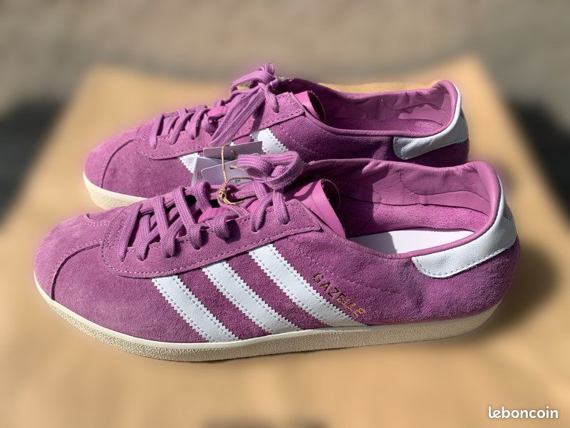 adidas gazelle silver green womens adidas Gazelle Indoor Shoes - Women's - Sandy Pink / Cloud White / Gum