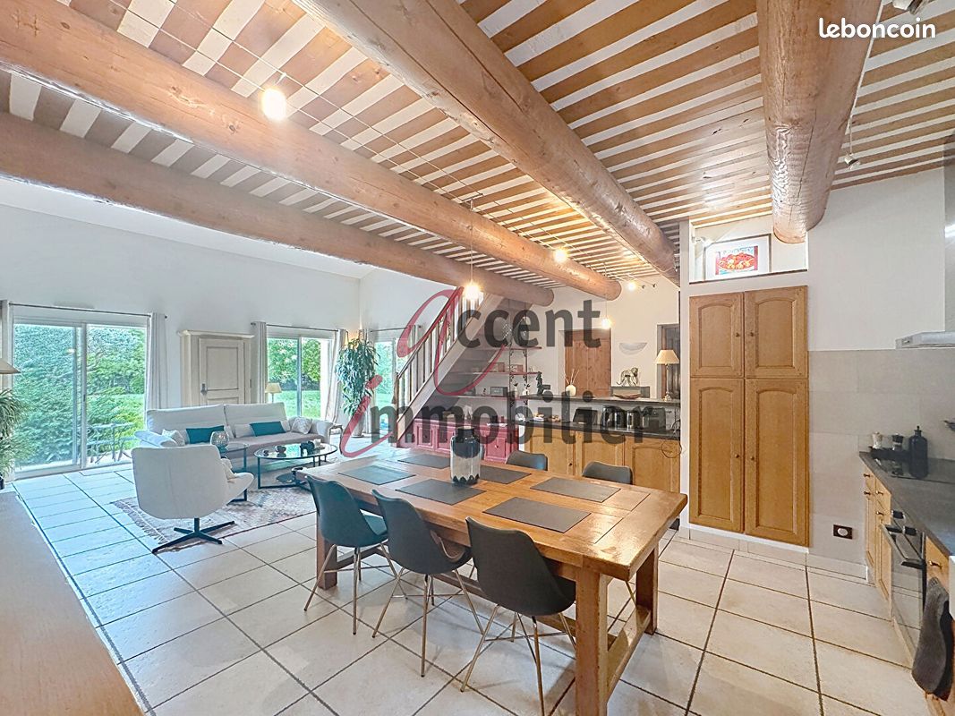 Maison 5 pièces 183 m² · à Cabannes · 183 m² · 618 000 €