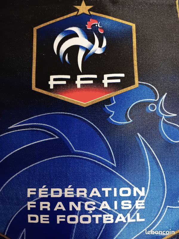 ANCIEN VINTAGE FANION FEDERATION FRANCAISE DE FOOTBALL année 80 FFF EUR 4,99 - FR