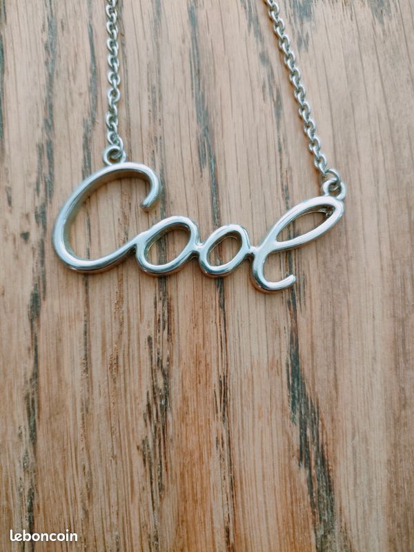 Collier COOL (image 1)