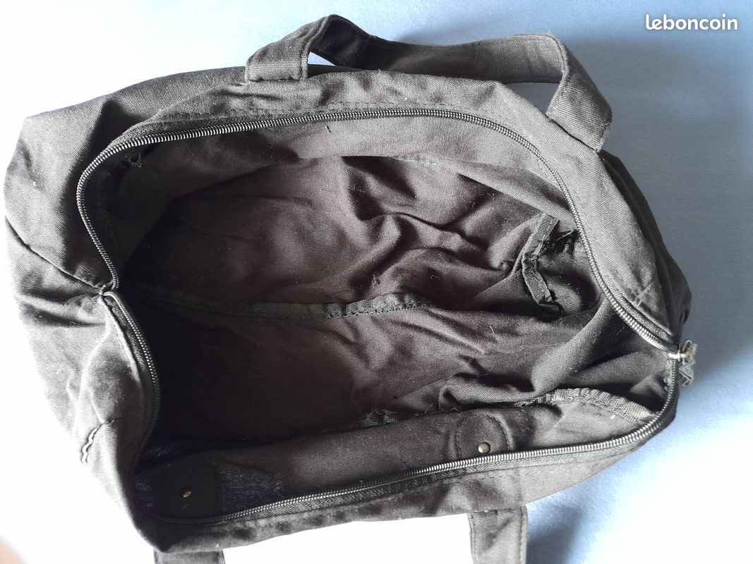 Sac à main noir en toile (image 4)