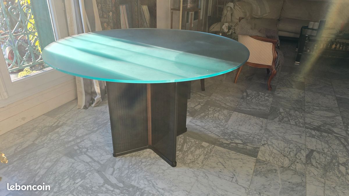 Table ronde en verre (image 2)