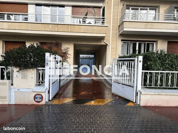 Parking Saint Mande