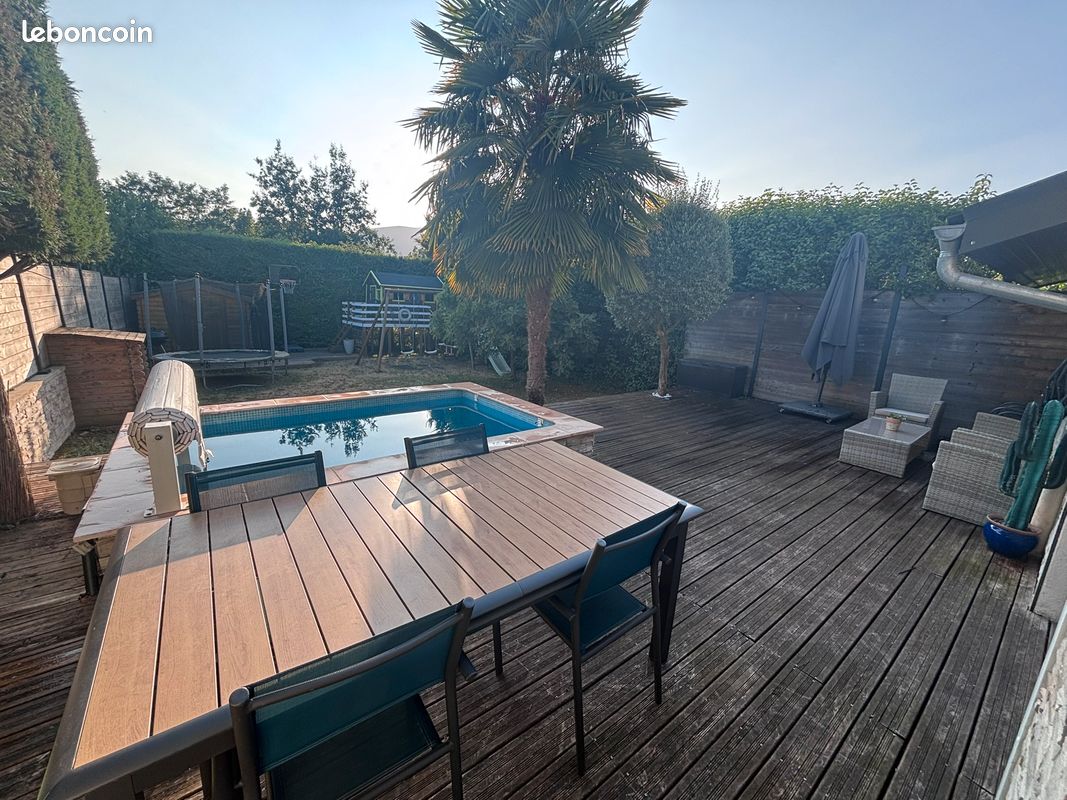 Maison 4 pièces 102 m² · à Chambéry · 102 m² · 359 000 €