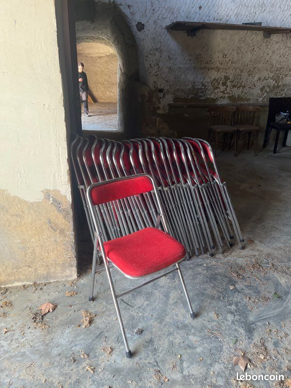 Chaise, pliante en bon état (image 1)