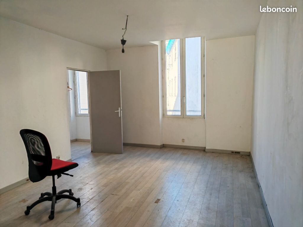 Appartement 4 pièces 67 m² · à Marseille · 67,2 m² · 160 000 €