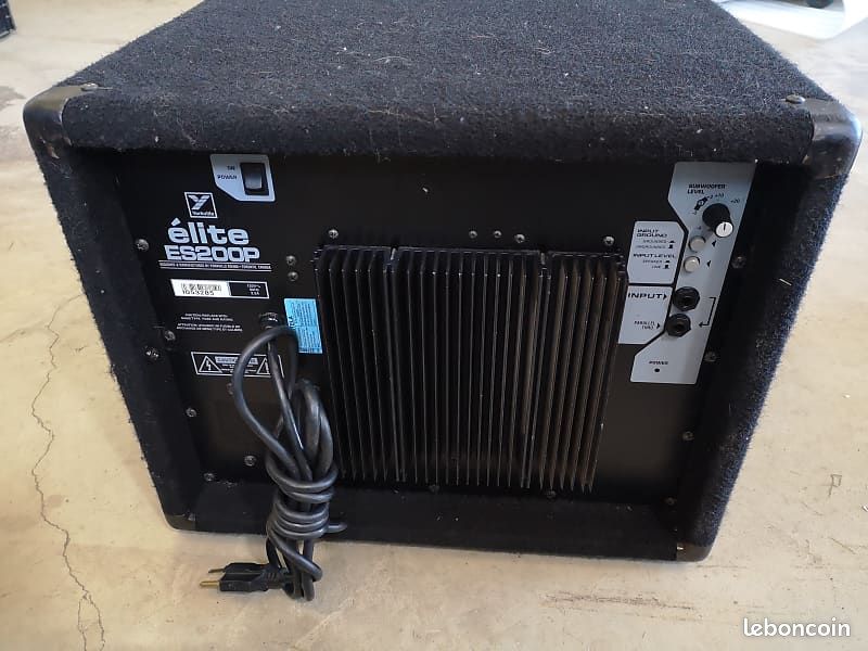 Système amplifié 1200 Watts Enceintes sono Yorkville Photo