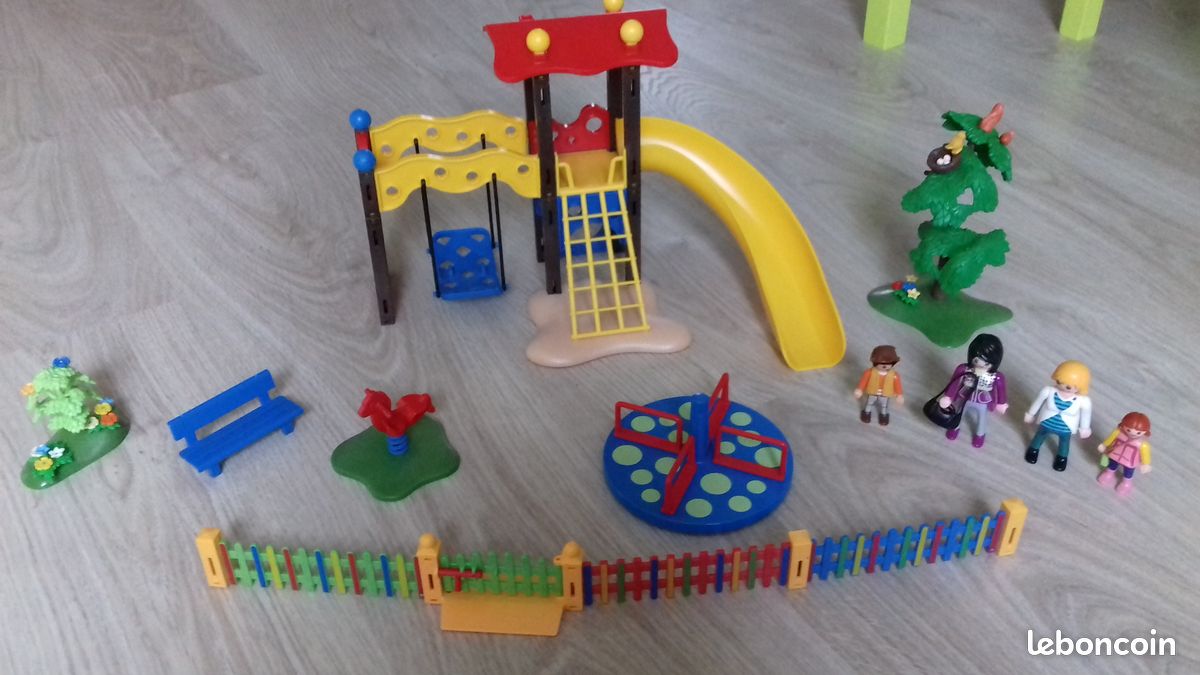 Playmobil square de jeux 5568 (image 1)