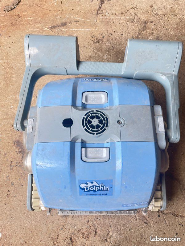 Coque robot dolphin (image 1)
