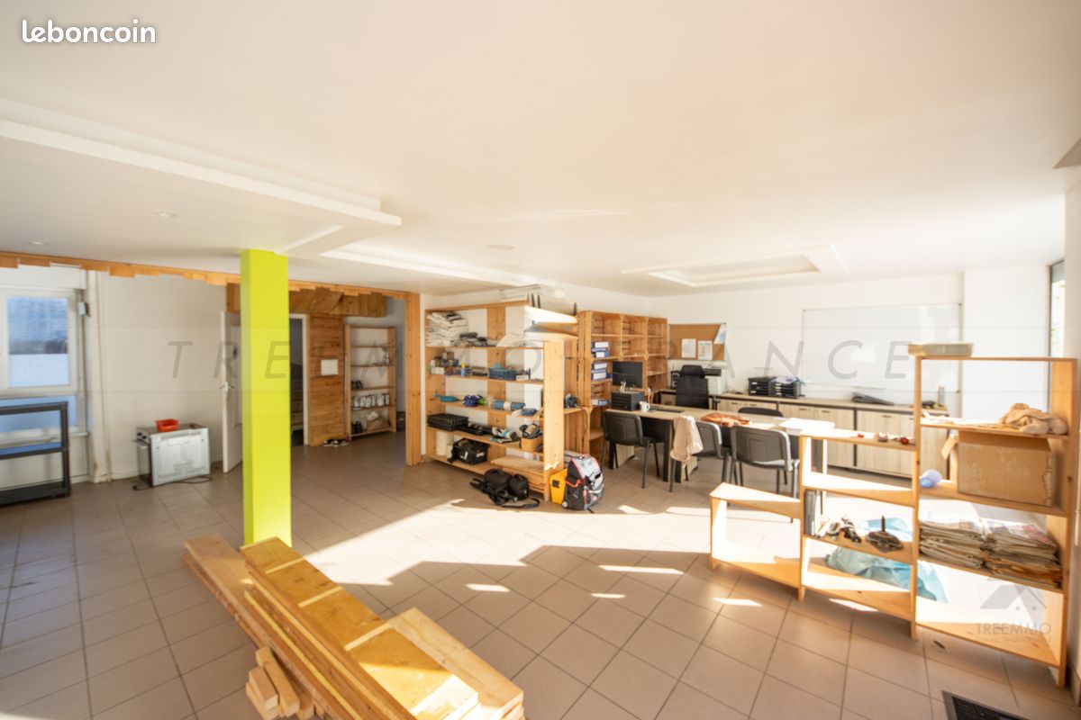 Maison 5 pièces 170 m² · à Pont-de-Buis-lès-Quimerch · 170 m² · 189 900 €