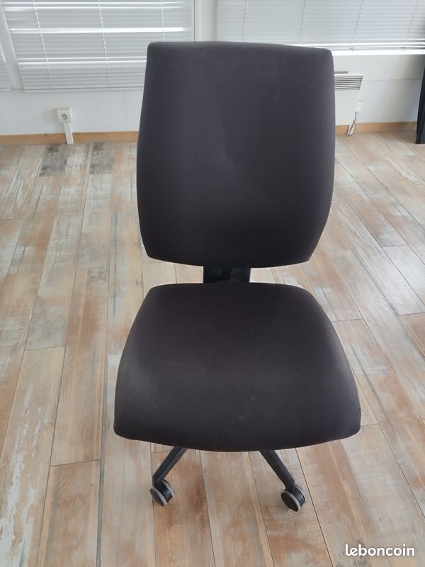 Chaise bureau noir (image 3)