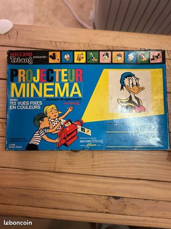 Projecteur Minema Meccano France + 112 Vues Le Livre De La Jungle - Ancien