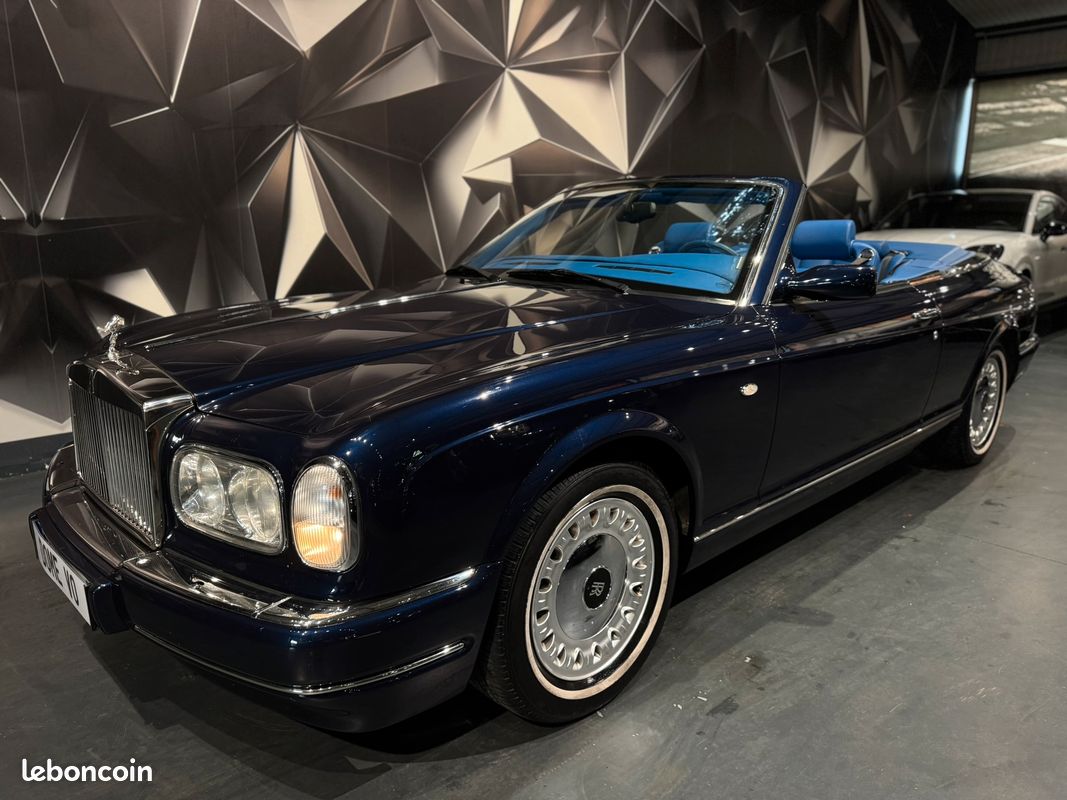 Rolls-Royce Corniche V8 6.8 V8 325 Ch BA Cabriolet Berline BVA 2001 4 Places (image 1)