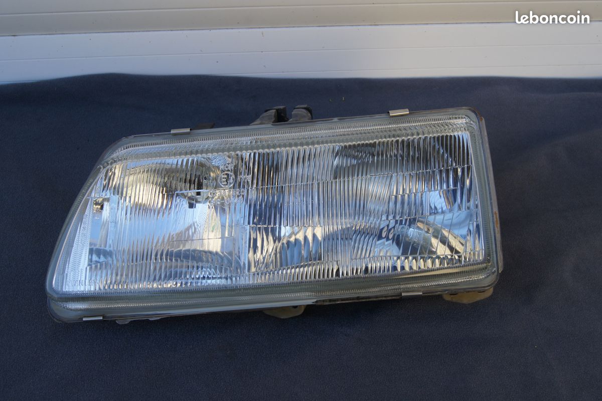 PHARE HALOGÈNE DROITE H7/H1 Pour Mazda 626 V Hatchback Station Wagon