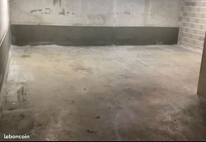 Grand garage en sous-sol à illkirch 53m2